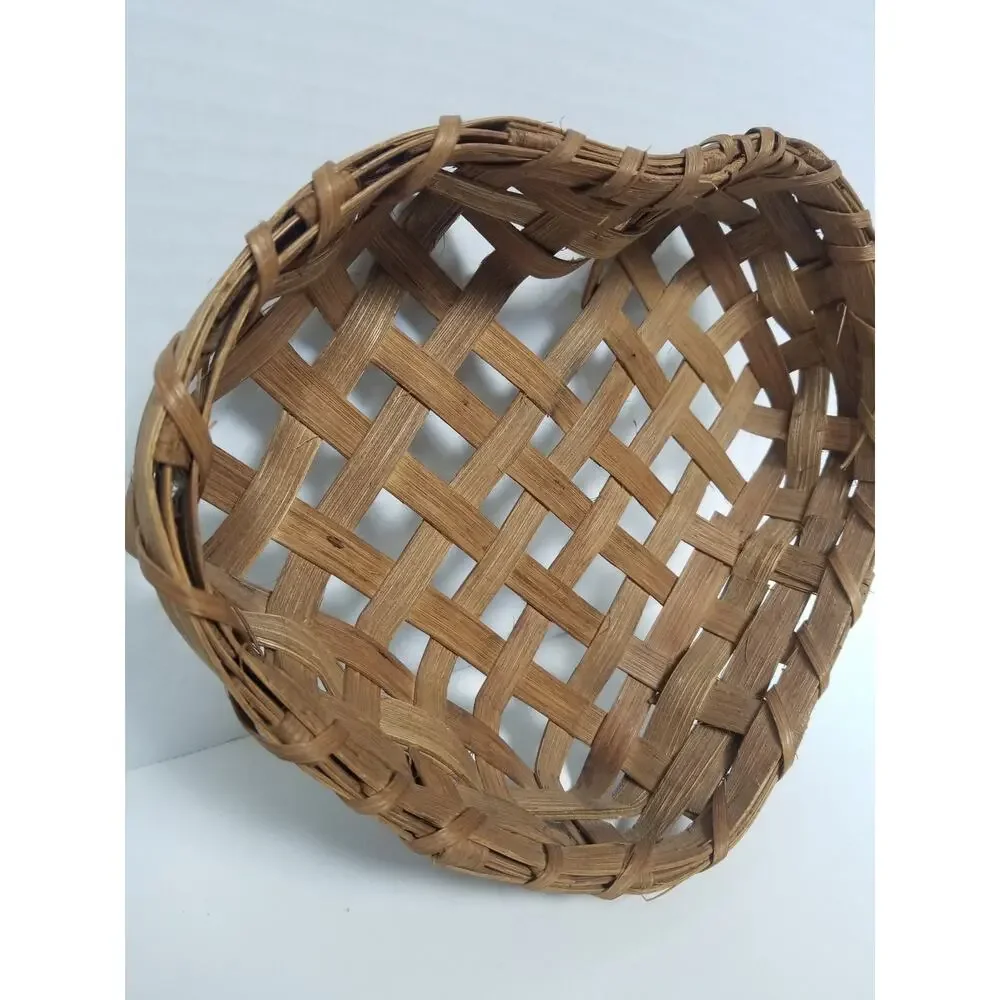 Vintage Hand Woven Wooden Slint Heart Shaped Basket Country Cottage Core